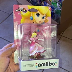 Peach Amiibo